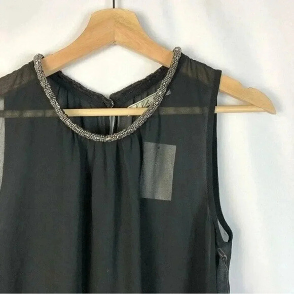Chloe K Black Silver Beaded Round Neck Sleeveless Blouse L - Picture 3 of 3